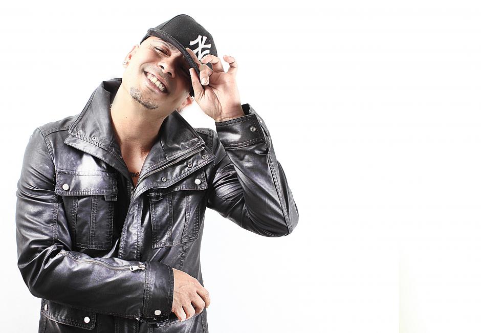 Alto tribunal ordena la captura de famoso reguetonero por asesinato