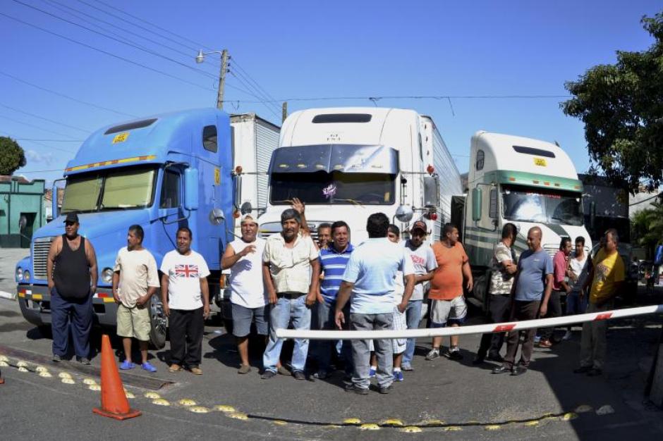 Los pilotos de carga internacional, siguen sin transitar hacia El Salvador en rechazo al cobro de US$18 por la inspección a los contenedores.&nbsp;