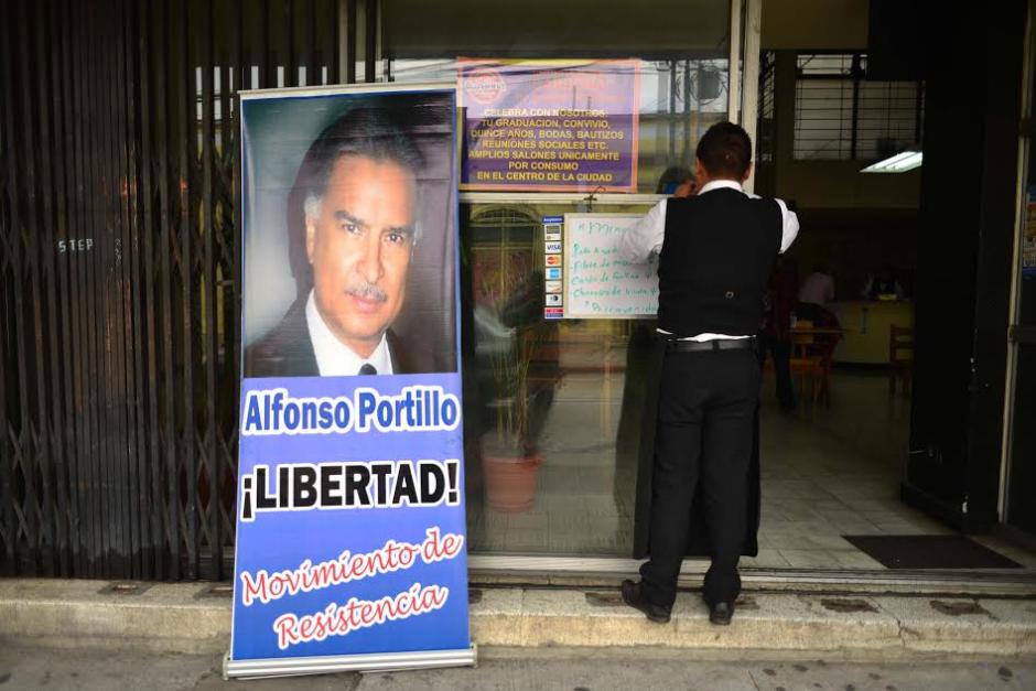 El Frente Nacional Portillista que est&aacute; integrado por seguidores de diferentes departamentos del pa&iacute;s realiza los preparativos para recibir al expresidente Alfonso Portillo en febrero. (Foto: Jes&uacute;s Alfonso/Soy502)&nbsp;