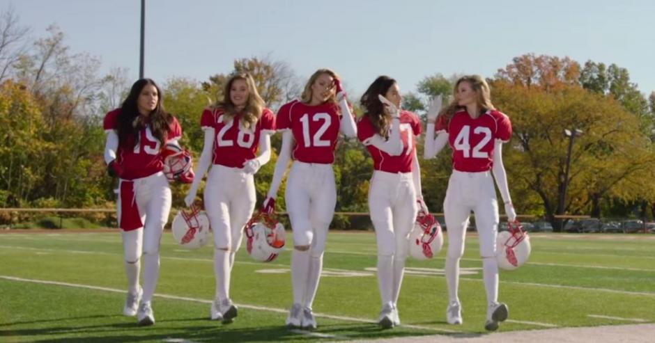 Los hermosos &aacute;ngeles que protagonizan el spot de Victoria&rsquo;s Secret para el Super Bowl 2016. (Foto: Victoria&rsquo;s Secret)