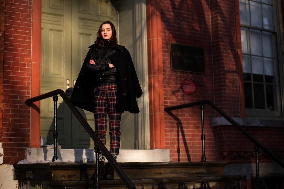 El "tart&aacute;n" o cuadro escoc&eacute;s regresa con fuerza, aprovecha a usarlo. (Foto: Thesartorialist)&nbsp;