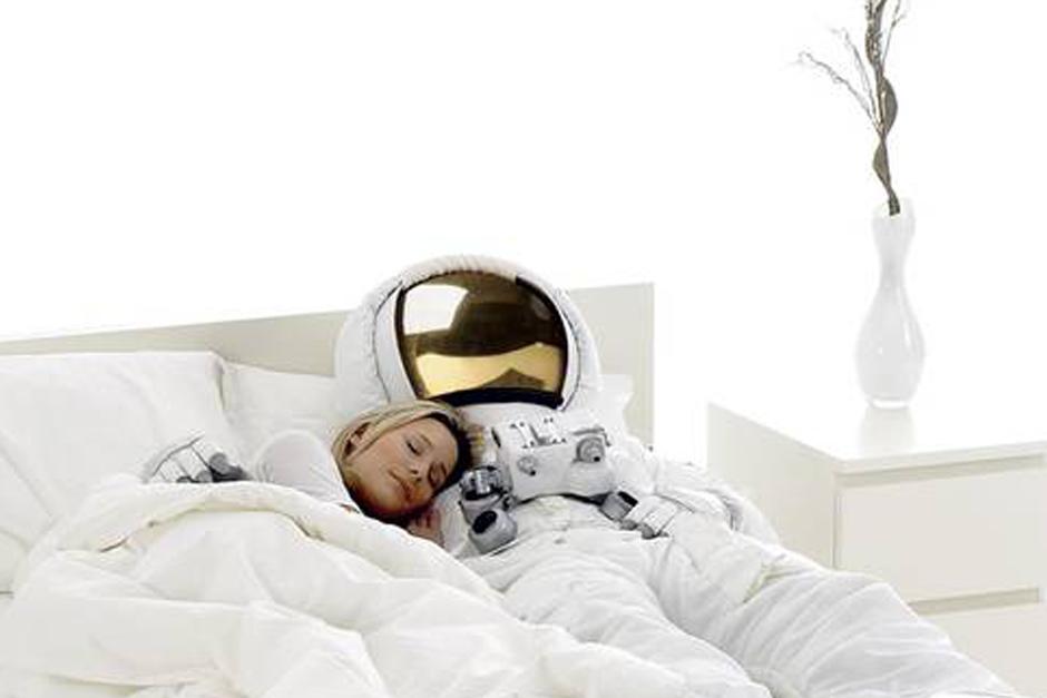 Los astronautas saben lo dif&iacute;cil que resulta descansar cuando vives en un entorno de gravedad cero.