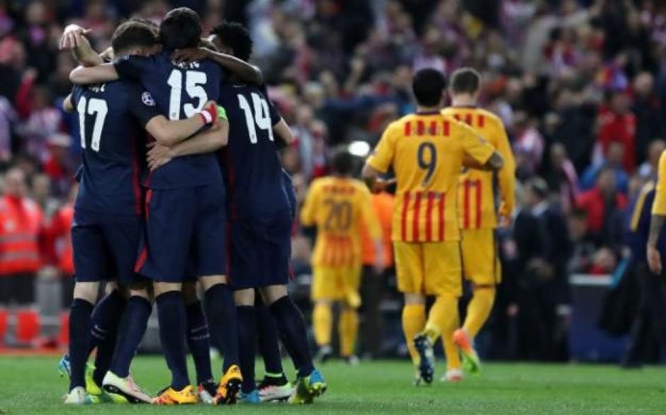 Festejo hist&oacute;rico, el Atl&eacute;tico de Madrid elimin&oacute; a Barcelona de la Champions League. (Foto: EFE)
