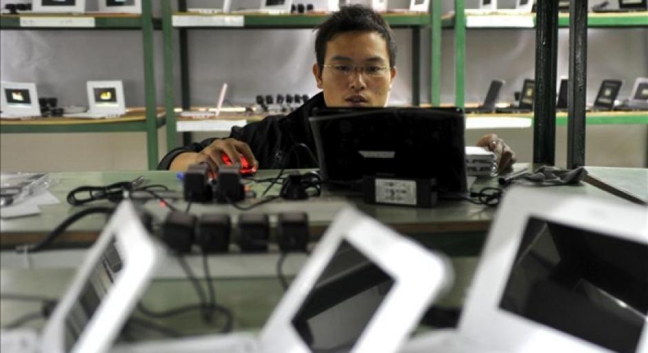 Estudios previos demostraron que los primeros s&iacute;ntomas de riesgo de autismo, como la escasa atenci&oacute;n a los padres, el bajo inter&eacute;s social y el no mirar a los ojos podr&iacute;an manifestarse en su primer a&ntilde;o de vida. (Foto: EFE)&nbsp;
