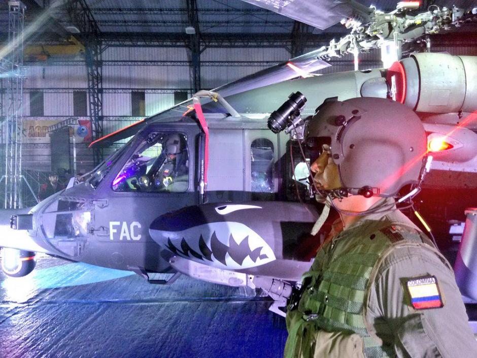 El piloto del helicóptero podrá eligir su objetivo utilizando un casco ubicado con un visor de tecnología de punta. (Foto: Fuerza Aérea Colombiana)&nbsp;