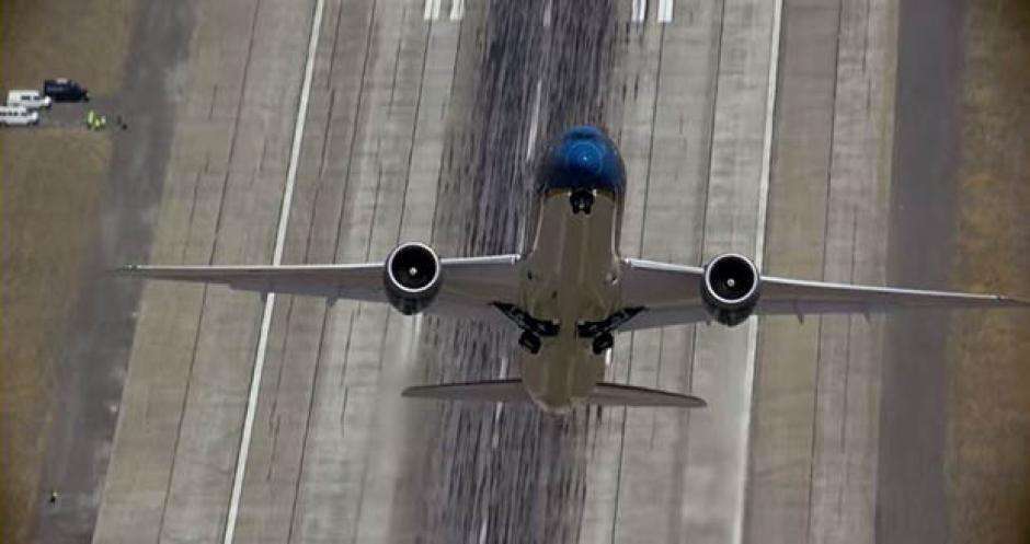 El espect&aacute;cular despegue del avi&oacute;n ha sido una de las principales novedades de este nuevo Boeing 787-9.&nbsp;