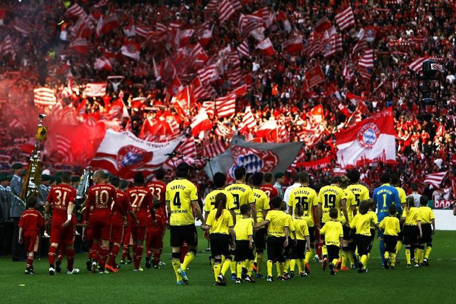 El clásico alemán se juega con la Bundesliga ya en manos del Bayern y con un lugar en la próxima Champions ya asegurado por el Borussia Dortmund, lo que queda es el orgullo futbolero. (Foto: apuestaspremier.com)