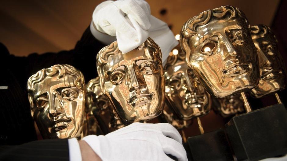 El d&iacute;a del cari&ntilde;o se celebra junto a los "oscar" brit&aacute;nicos, Los Premios Bafta. (Foto: BBC)