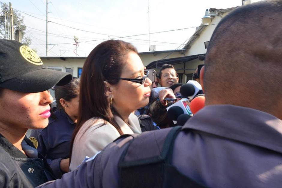 La exvicepresidenta Roxana Baldetti dijo que fue ordenada por Otto P&eacute;rez Molina para "recuperar" el Lago de Amatitl&aacute;n. (Foto: Jes&uacute;s Alfonso/Soy502)