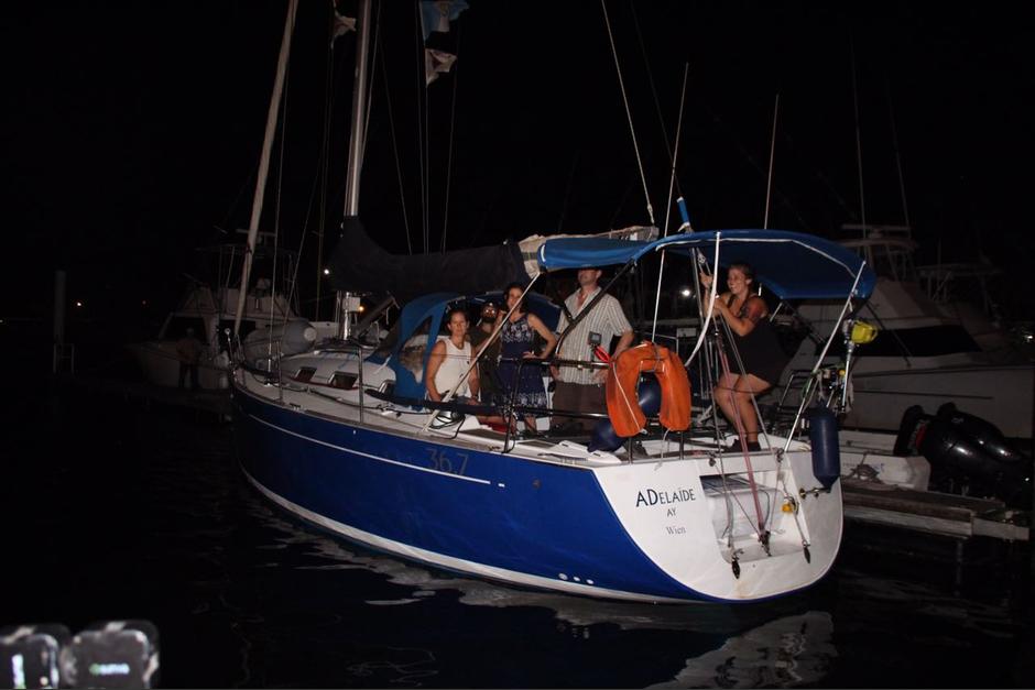 El barco llegó a costas guatemaltecas y se encuentra bajo supervisión del Comando Naval del Pacífico. (Foto:&nbsp;Soy502)