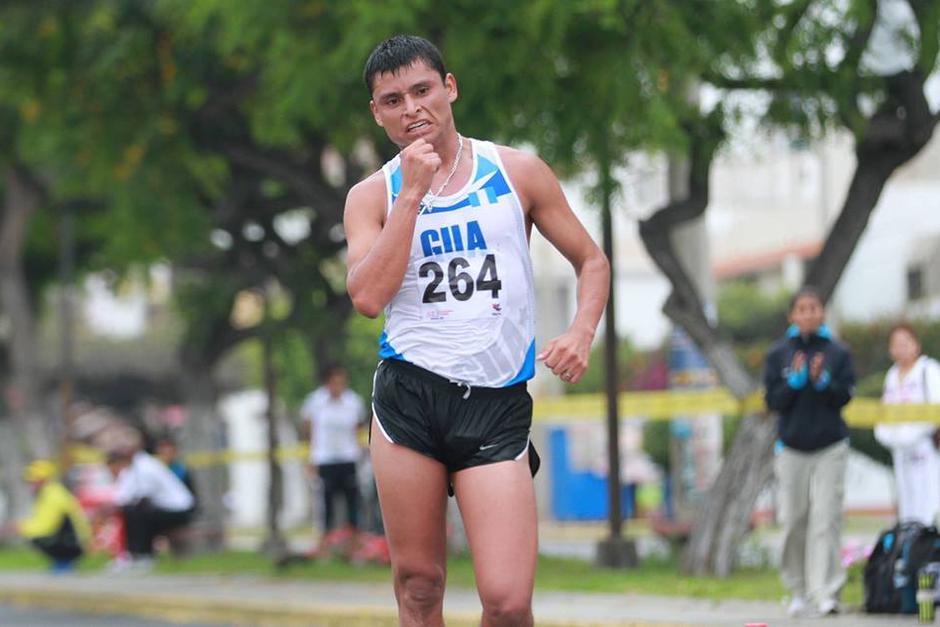 El marchista logró el objetivo de que el equipo de marcha tenga su propio bus. (Foto: Archivo/Soy502)