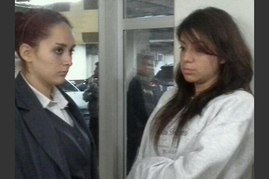 Cristal Flori&aacute;n e Yvette Del Cid tendr&aacute;n que enfrentar proceso penal por agresi&oacute;n a la vicepresidente Roxana Baldetti.&nbsp;