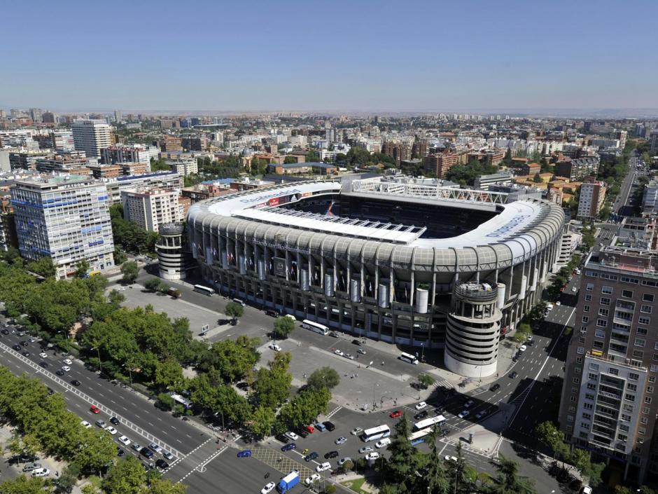 El Santiago Bernab&eacute;u reforzar&aacute; las medidas de seguridad para el Cl&aacute;sico. (Foto: AFP/Archivo)