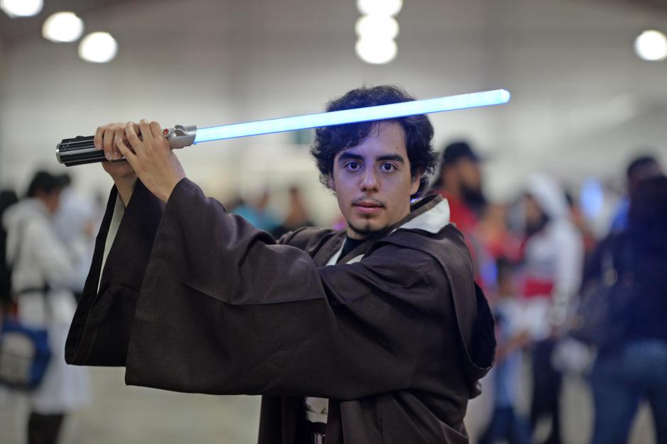 Este joven Jedi de Star Wars no falt&oacute; a la inauguraci&oacute;n del Xpo Comicon. (Foto: Esteban Biba/Soy502)&nbsp;