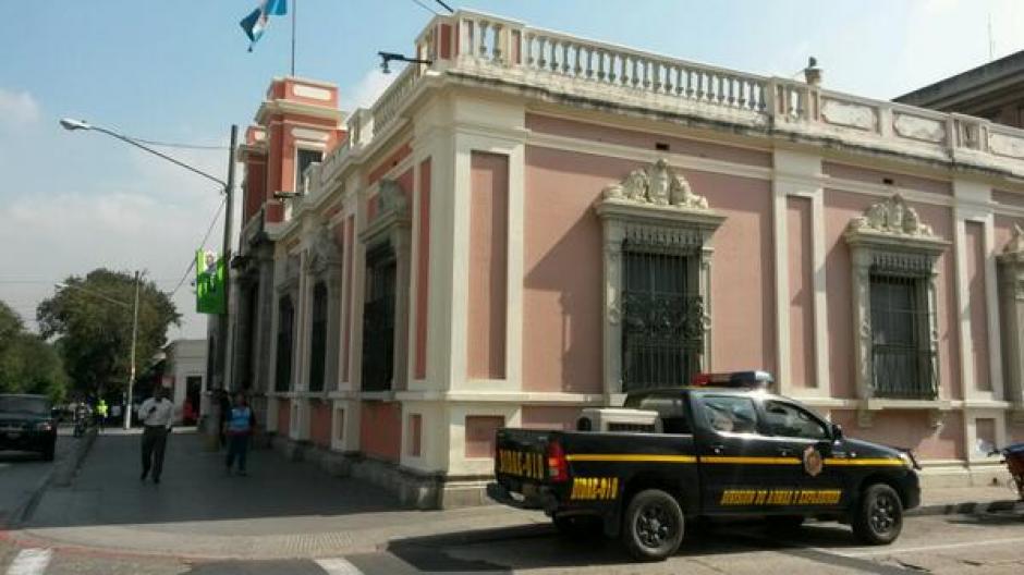 Falsa alarma de bomba en el TSE