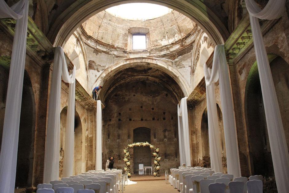 El Inguat, junto a la Gremial de Bodas y Lunas de Miel, se ha propuesto que m&aacute;s extranjeros se casen en Guatemala, y como apoyo Skycam desaroll&oacute; un espectacular video de los lugares que el pa&iacute;s ofrece. (Foto: Inguat)