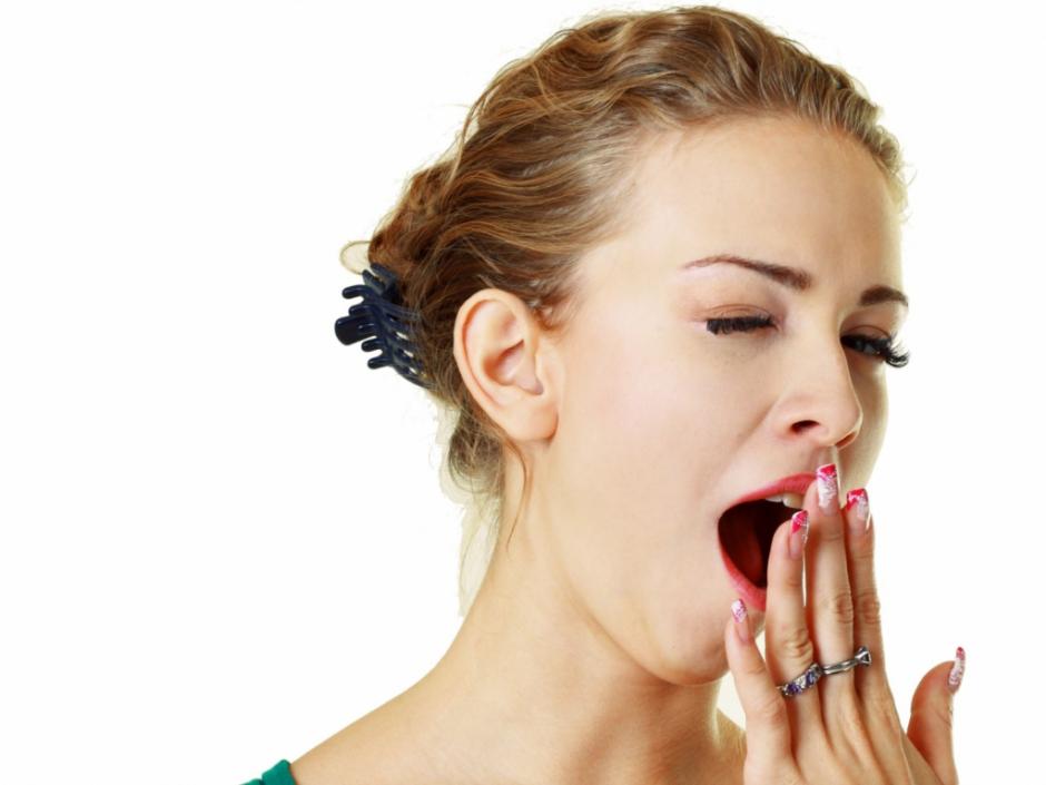 Siempre que alguien que est&aacute; cerca de nosotro bosteza, tambi&eacute;n sentimos el deseo de hacerlo. (Foto: contenido.com.mx)