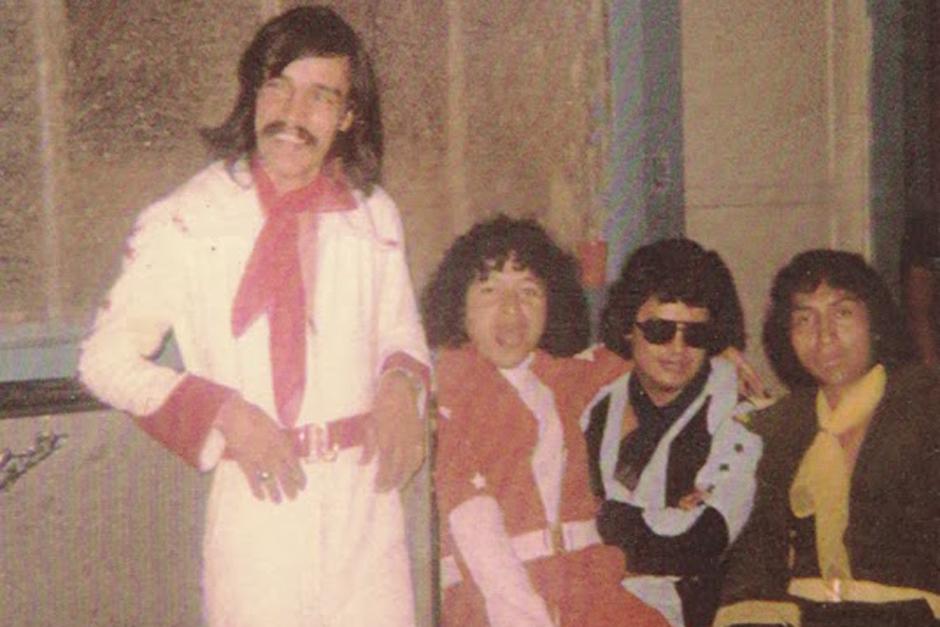 Marco Tulio Qui&ntilde;&oacute;nez (de rojo) fue el vocalista de la banda. (Foto: lasentrevistasdeheidy.blogspot.com)