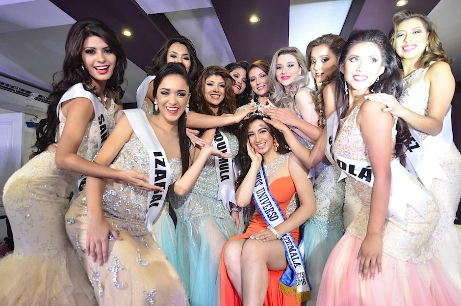 Las candidatas que compiten por el t&iacute;tulo Miss Guatemala 2016 fueron presentadas. (Foto: Selene Mej&iacute;a/Soy502) 