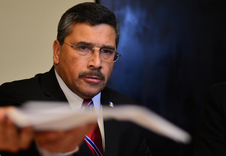 Durante 10 meses, el Banguat le pagó el uso de una camionetilla blindada, con piloto y más de dos mil quetzales al mes en gasolina a Edgar Barquín. (Foto: Wilder López/Soy502).