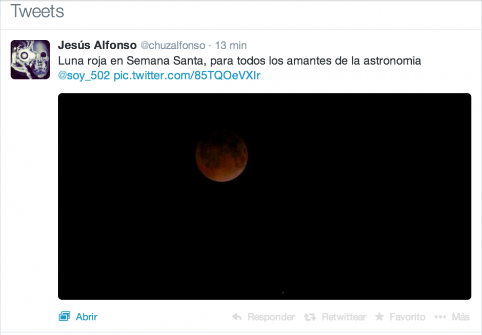 Los usuarios de redes sociales tomaron fotos y comentaron el eclipse durante la madrugada.