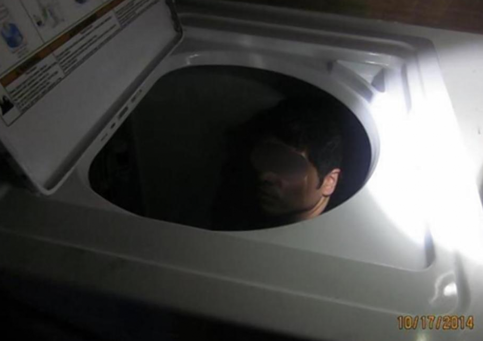 El hombre se escondi&oacute; en una lavadora en un caso extremo para intentar llegar a Estados Unidos. (Foto: Daily News)
