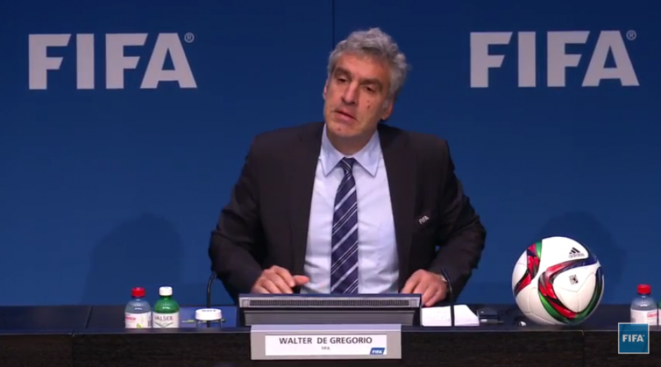 Walter de Gregorio, Director de Comunicaci&oacute;n de la FIFA, dijo en conferencia de prensa que "la entidad colaborar&aacute; activamente con la justicia".