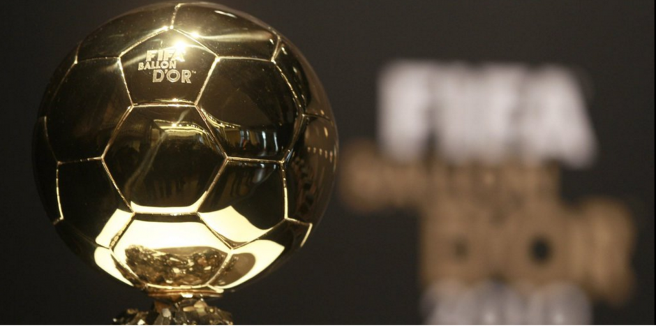 Este trofeo se lo llevar&aacute; Messi, Cristiano Ronaldo o Neymar. (Foto: Twitter)