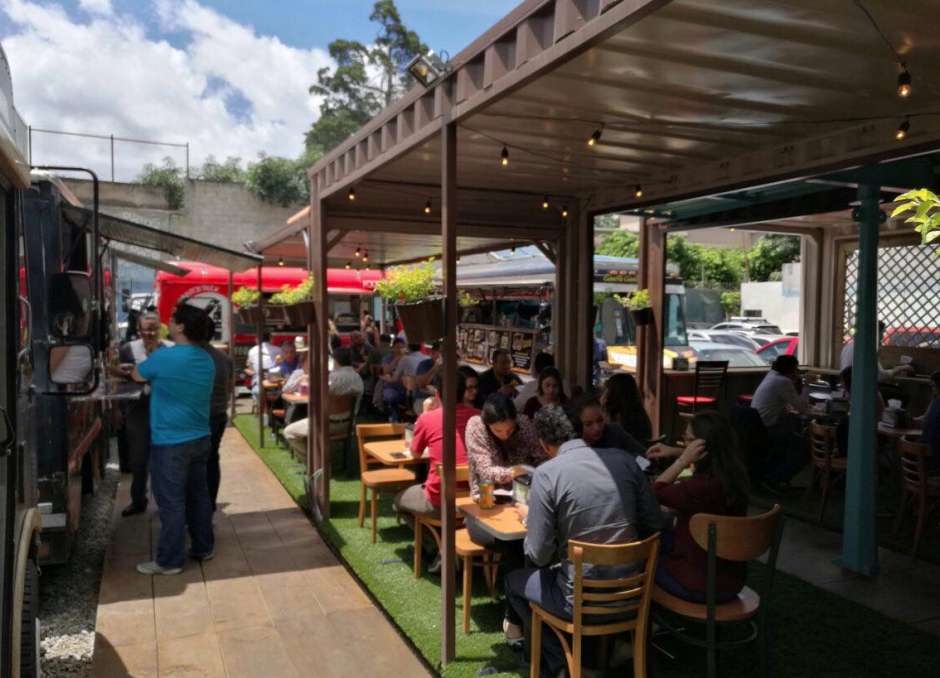 Plaza Food Truck 502 regresa a zona 10 en la 13 Calle 3-37. (Foto: Facebook)