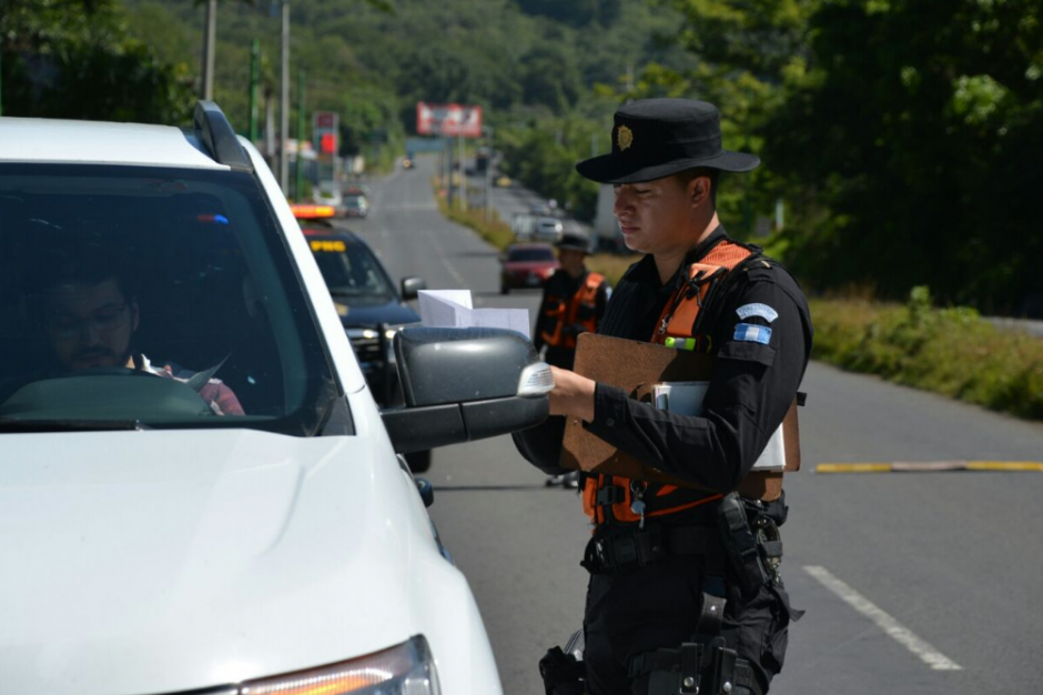 Los operativos comprueban que el tributo est&eacute; pagado. (Foto: PNC)