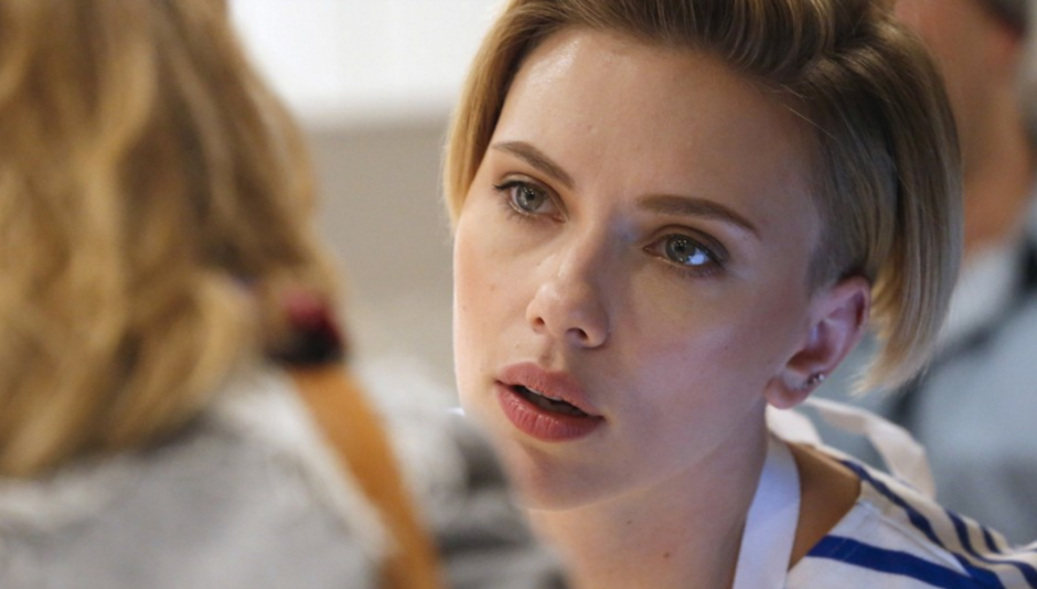 La actriz Scarlett Johansson inaugur&oacute; un negocio de palomitas gourmet. (Foto: AFP)