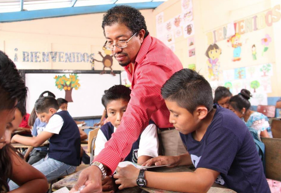 El ministerio calcula que m&aacute;s de 500 mil ni&ntilde;os no acuden a la escuela. (Foto: Empresarios por la Educaci&oacute;n)