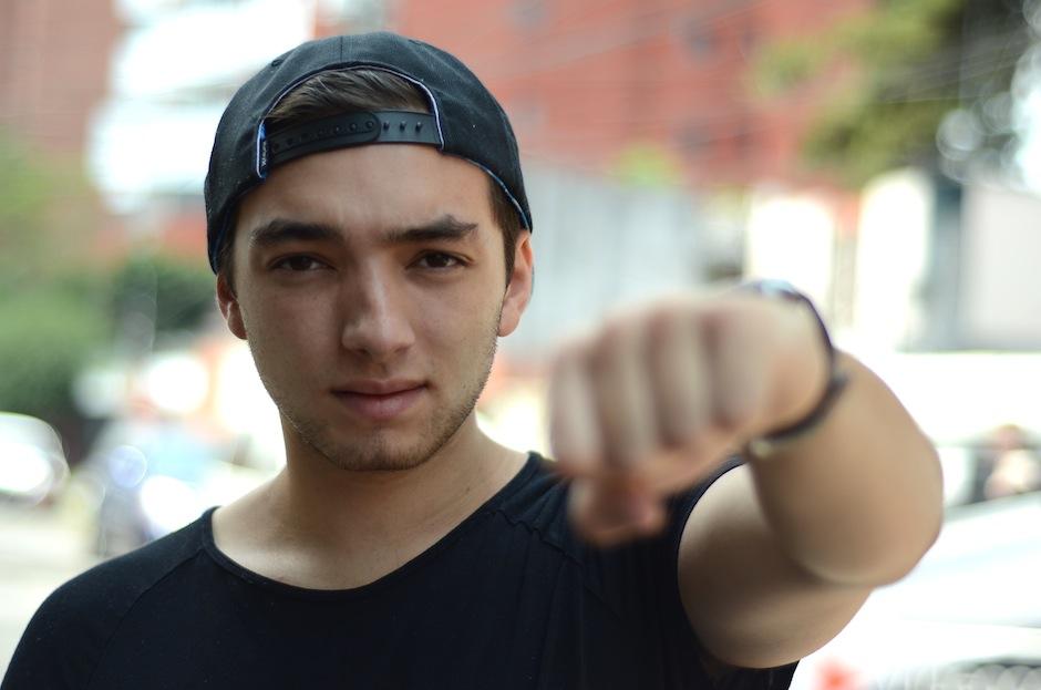 Carl Nunes se dedica promover su pasi&oacute;n por la m&uacute;sica electr&oacute;nica desde los 17 a&ntilde;os, ahora tiene 23. (Foto: Selene Mej&iacute;a/Soy502)&nbsp;&nbsp;