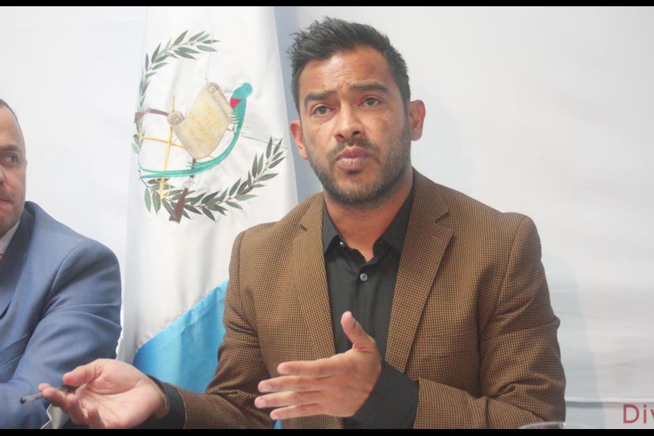 Carlos "El Pescado" Ruiz está arraigado y por ello no podría viajar a Estados Unidos para el juego del próximo 29 de marzo. (Foto: Archivo)