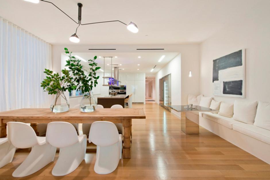 Vista interior del nuevo apartemento que Jennifer L&oacute;pez adquiri&oacute; en Nueva York. (Foto:&nbsp;refinery29.com)