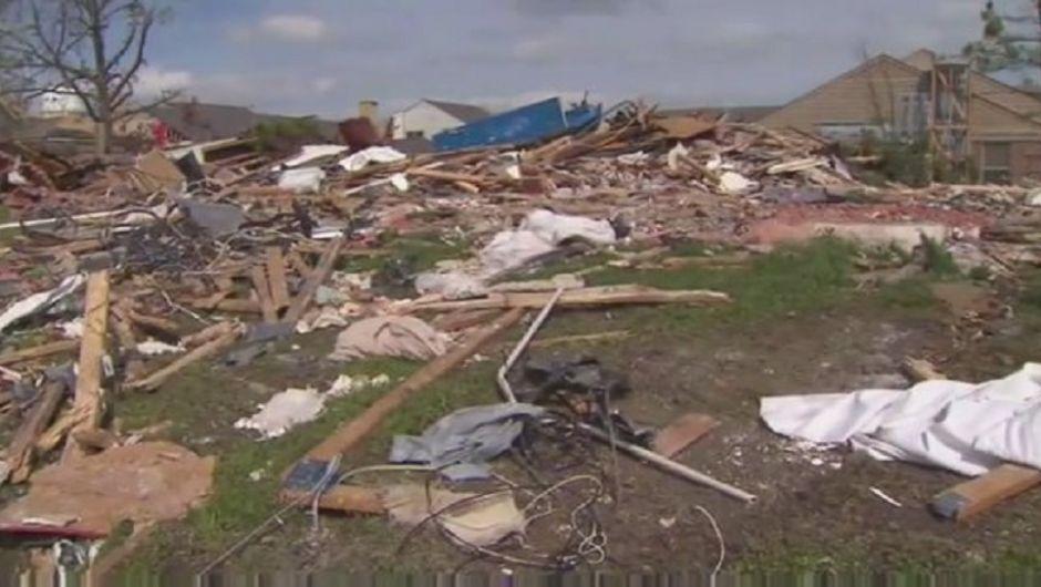 Un equipo de demolici&oacute;n destruy&oacute; una construcci&oacute;n luego de que Google Maps dio la ubicaci&oacute;n incorrecta. (Foto: KTVT)