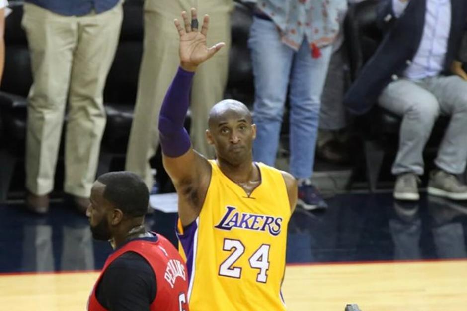 Kobe Bryant, se despidi&oacute; en activo de la afici&oacute;n de Nueva Orle&aacute;ns. (Foto: EFE)