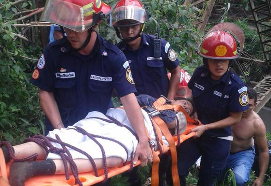 Pandilleros lanzaron al joven de 12 a&ntilde;os desde el Puente Belice. (Foto&nbsp;@gaguilar0591)