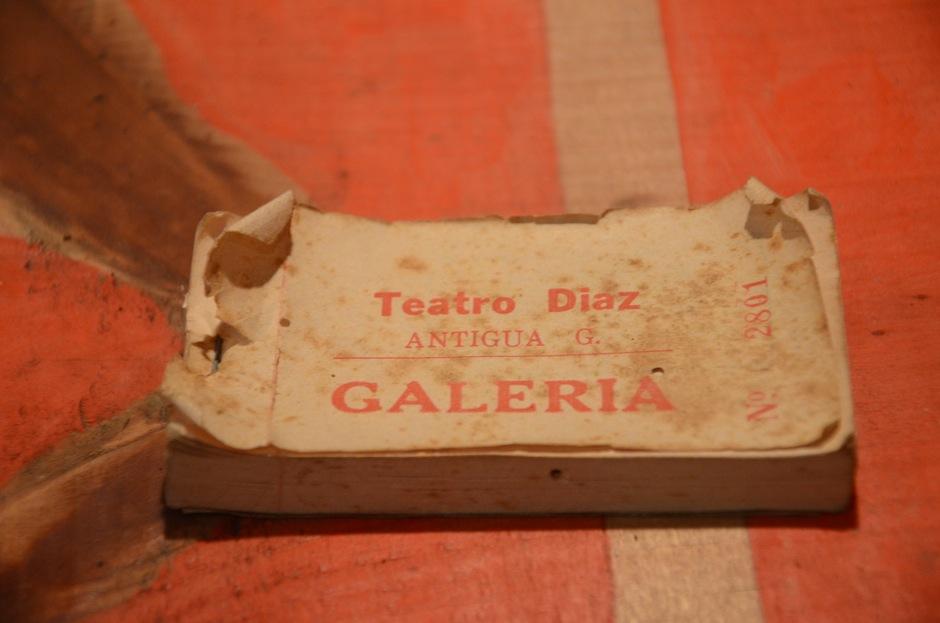 "La casa del r&iacute;o" guarda tesoros invaluables que narran la historia del cine-teatro D&iacute;az, en Antigua Guatemala (Foto: Selene Mej&iacute;a/Soy502)&nbsp;