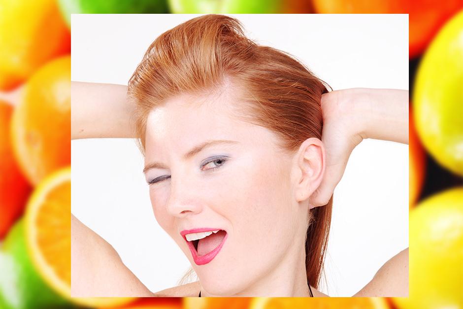 La piel del rostro se vuelve m&aacute;s luminosa y firme tras el consumo de c&iacute;tricos. (Foto: EFE)