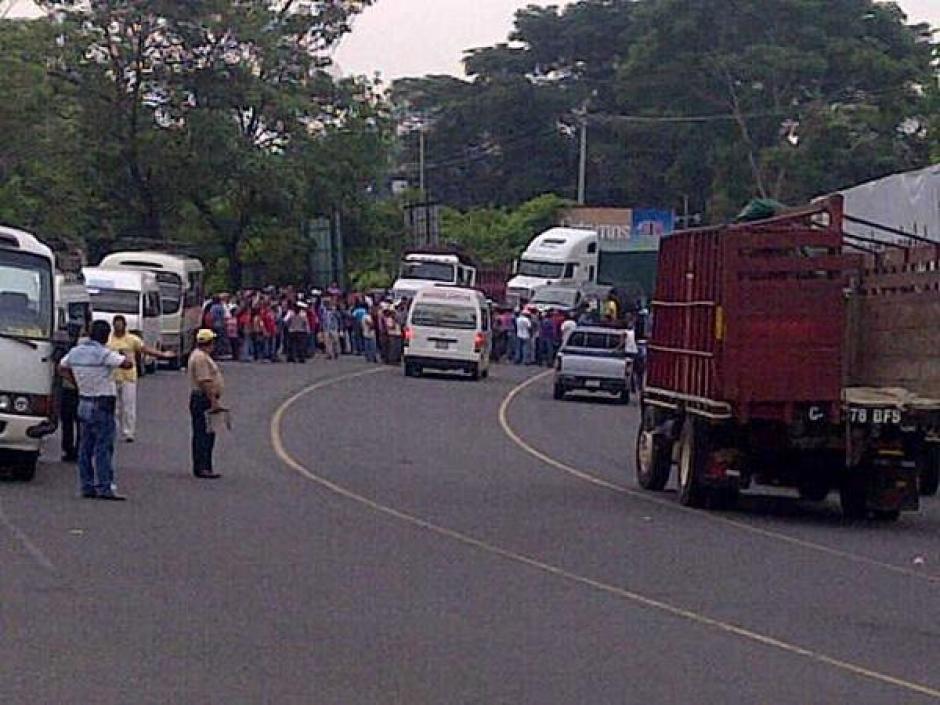 Los manifestantes empiezan a tomar las carreteras en diversos puntos del pa&iacute;s. (Foto: Twitter: Tr&aacute;nsito PNC)