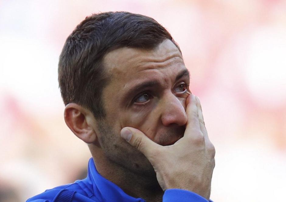 Srna no pudo contener el llanto al escuchar el himno de su pa&iacute;s. (Foto: EFE)