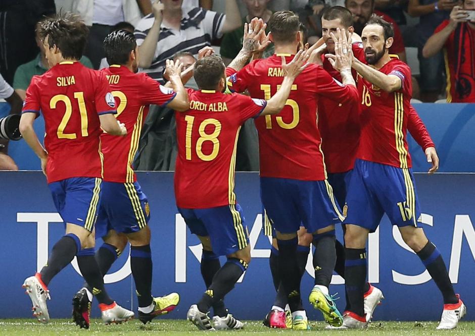La Selecci&oacute;n espa&ntilde;ola sigue con paso firme. (Foto: EFE)