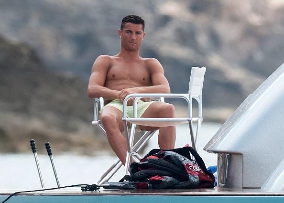 Cristiano Ronaldo se habr&iacute;a encontrado con Messi en altamar. (Foto: LP)