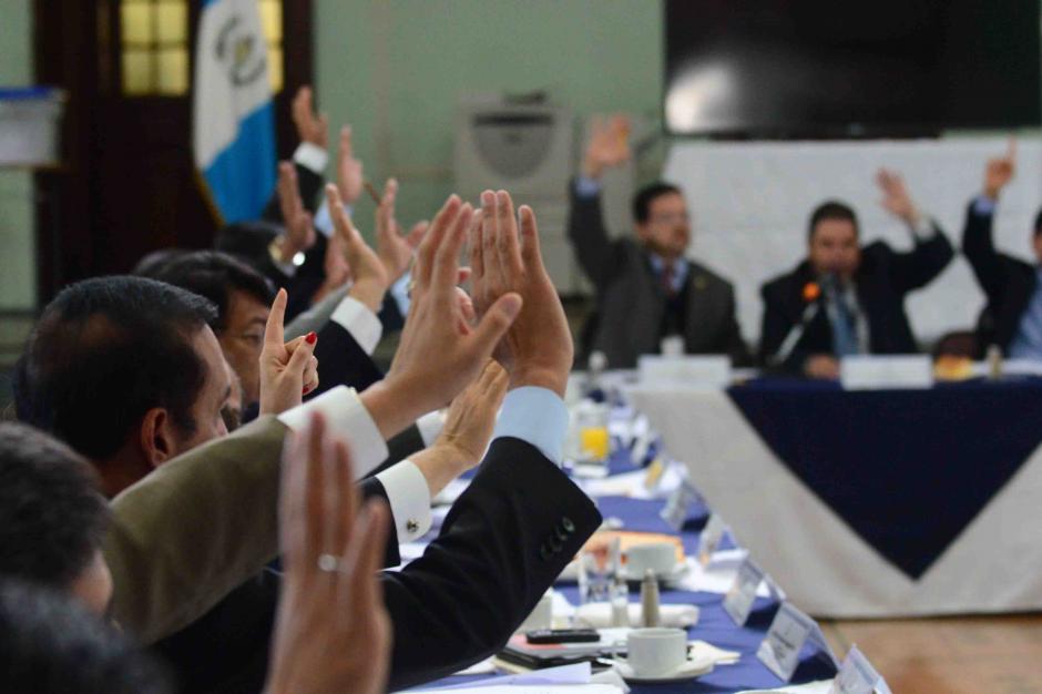 El Juzgado octavo de Primera Instancia del ramo civil suspendi&oacute; provisionalmente todo el proceso de postulaci&oacute;n para magistrados de la Corte Suprema de Justicia (CSJ). El tiempo se agot&oacute; y algunos tildan lo que sucede como una aut&eacute;ntica pel&iacute;cula de terror para la justicia. (Foto: Jes&uacute;s Alfonso/Soy502)