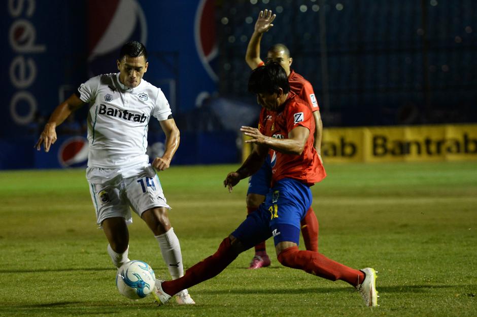 Comunicaciones y Municipal disputaron el cl&aacute;sico 293 (Foto: Sergio Mu&ntilde;oz/Nuestro Diario)