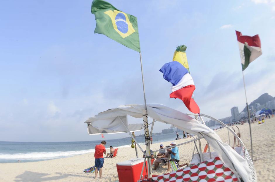 La playa de Copacabana le da la bienvenida a miles de turistas al a&ntilde;o. (Foto: Pedro Pablo Mijangos/Soy502)