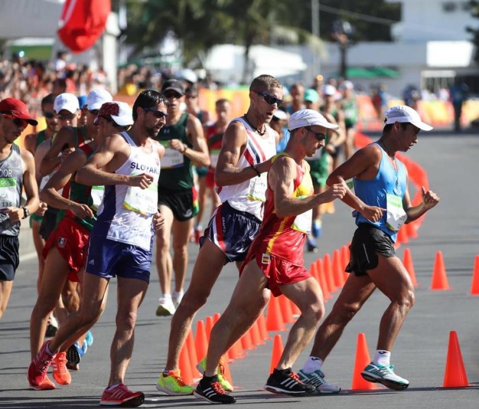 Barrondo y Raymundo hicieron su mejor esfuerzo en los 20 kil&oacute;metros en R&iacute;o 2016. (Foto: Twitter)
