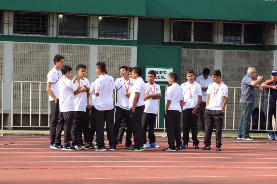 La sub13 de Comunicaciones quedaron subcampeones de Concacaf. (Foto: @CremasOficial/Twitter)