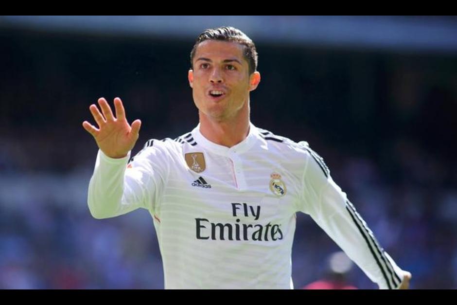 Quien maneja las redes sociales de Cristiano Ronaldo es una bella mercad&oacute;loga. (Foto: Tiempo)